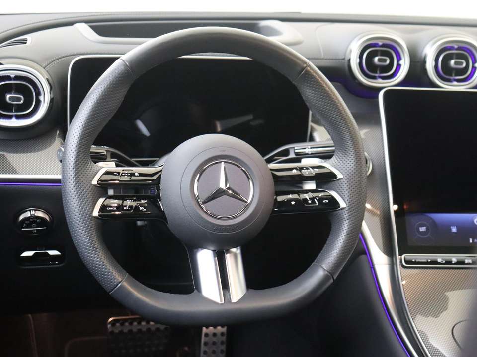 Mercedes-Benz GLC 300 - Imagem 10
