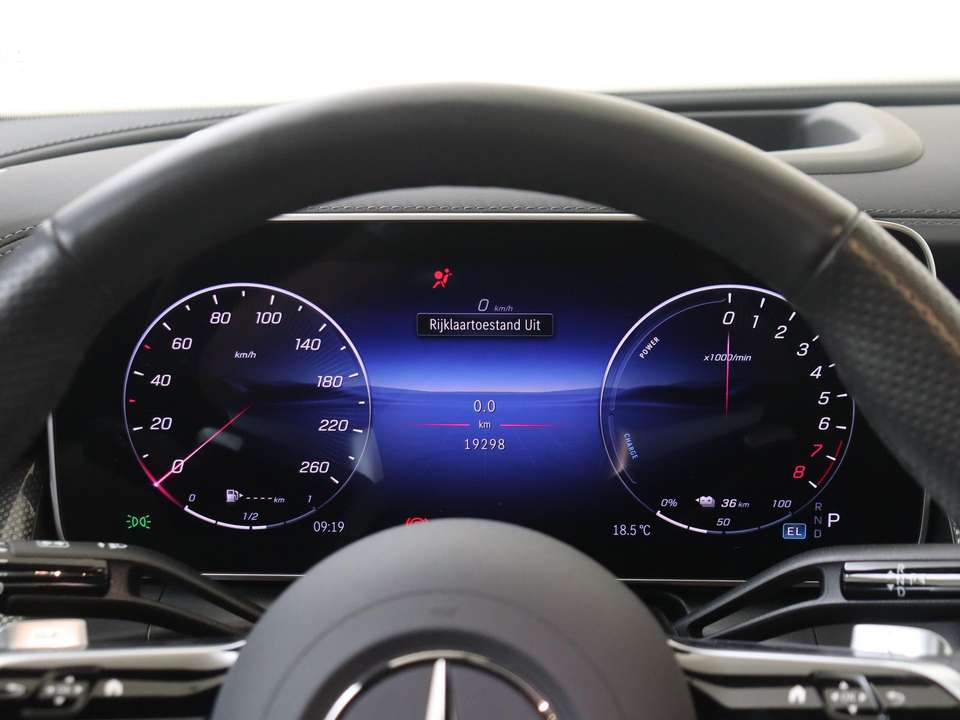 Mercedes-Benz GLC 300 - Imagem 12