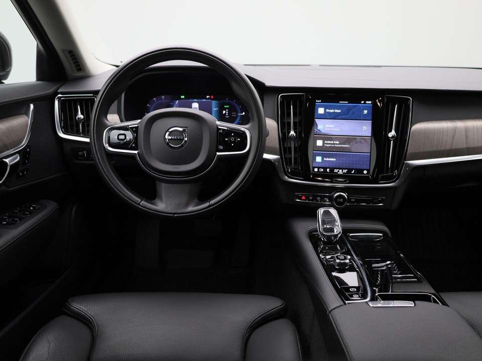 Volvo S90 - Imagem 7
