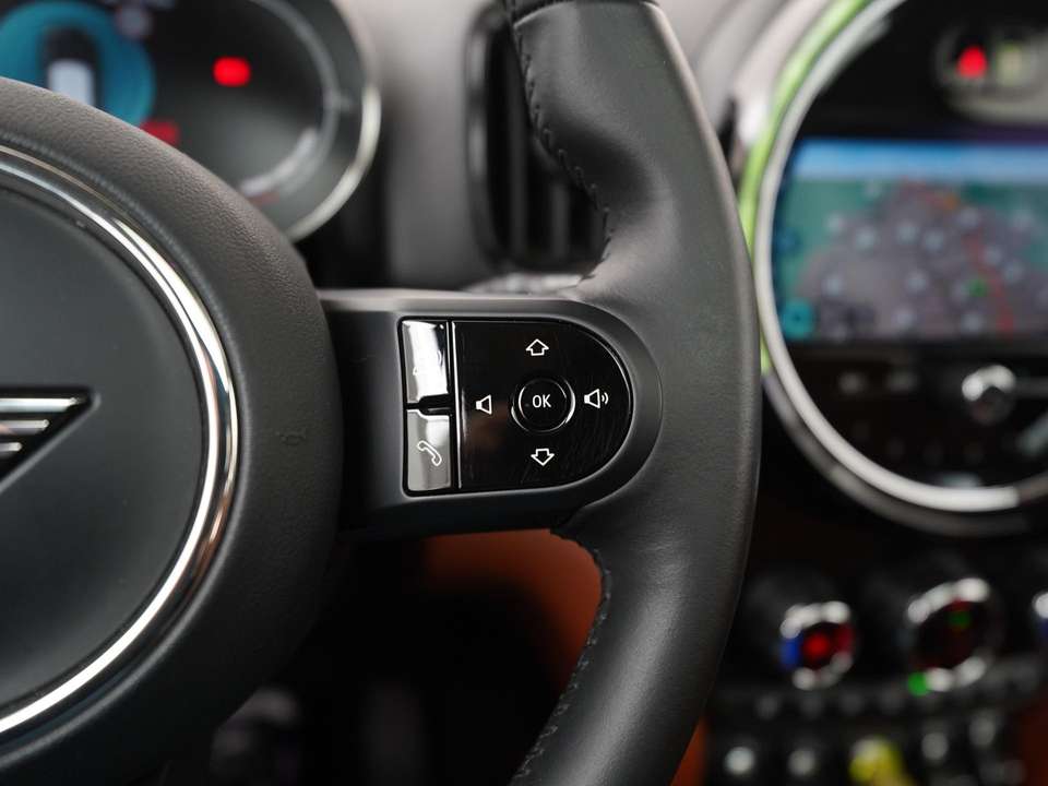 MINI Cooper SE Countryman - Imagem 10