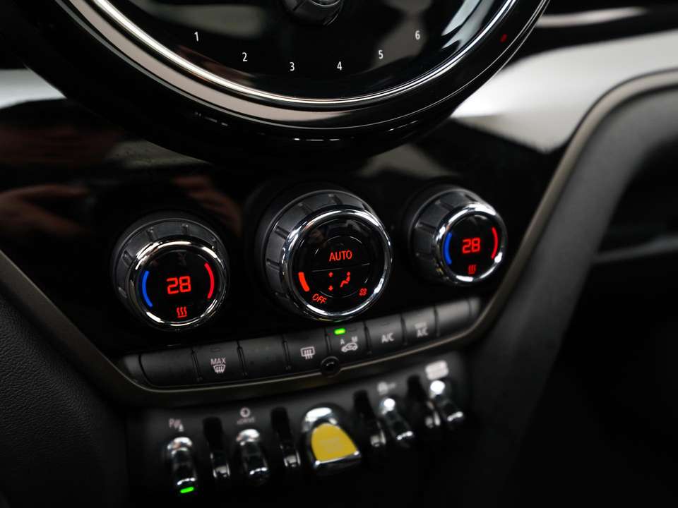 MINI Cooper SE Countryman - Imagem 14