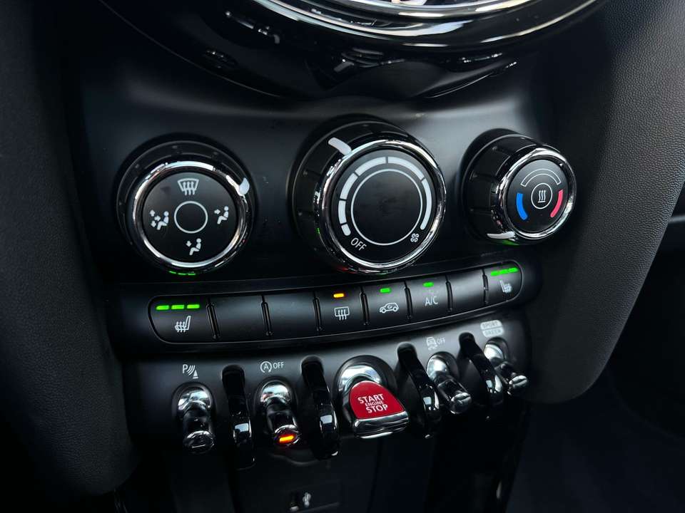 MINI One - Imagem 11