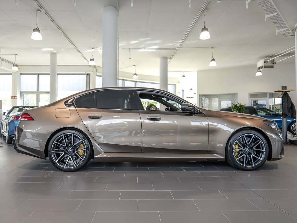 Car picture 2