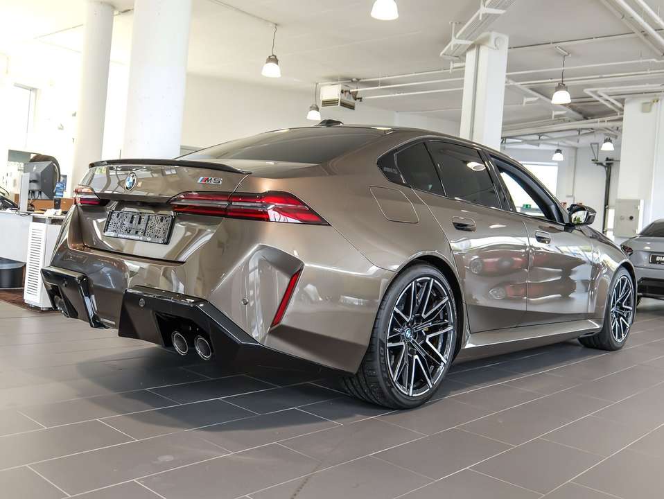 Car picture 3