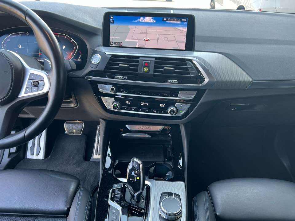 Car picture 11
