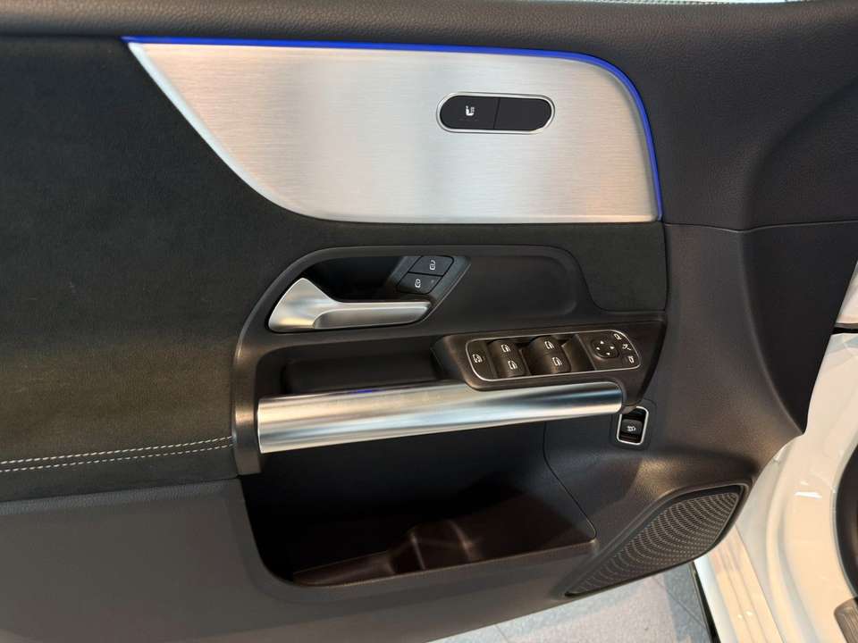 Car picture 10