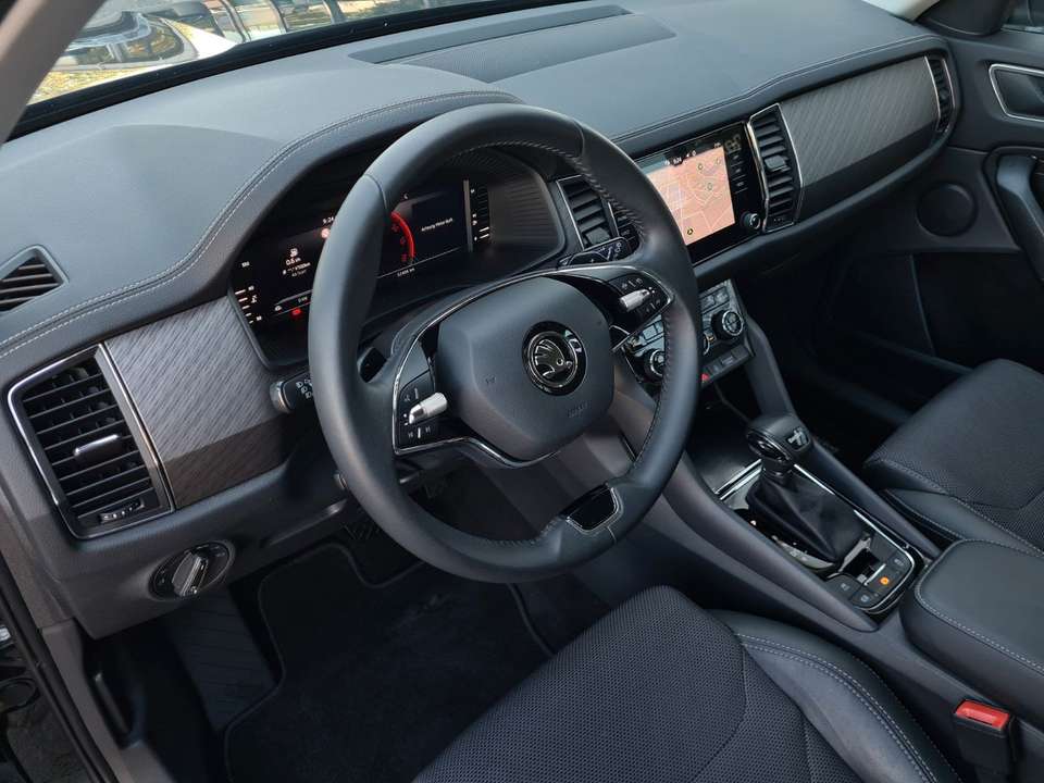 Car picture 9