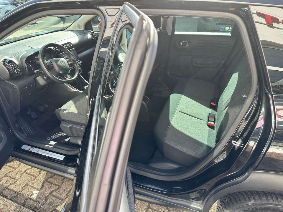 Car picture 10