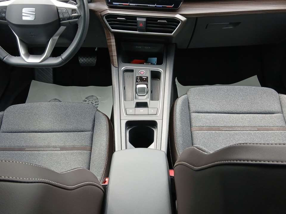 Car picture 9