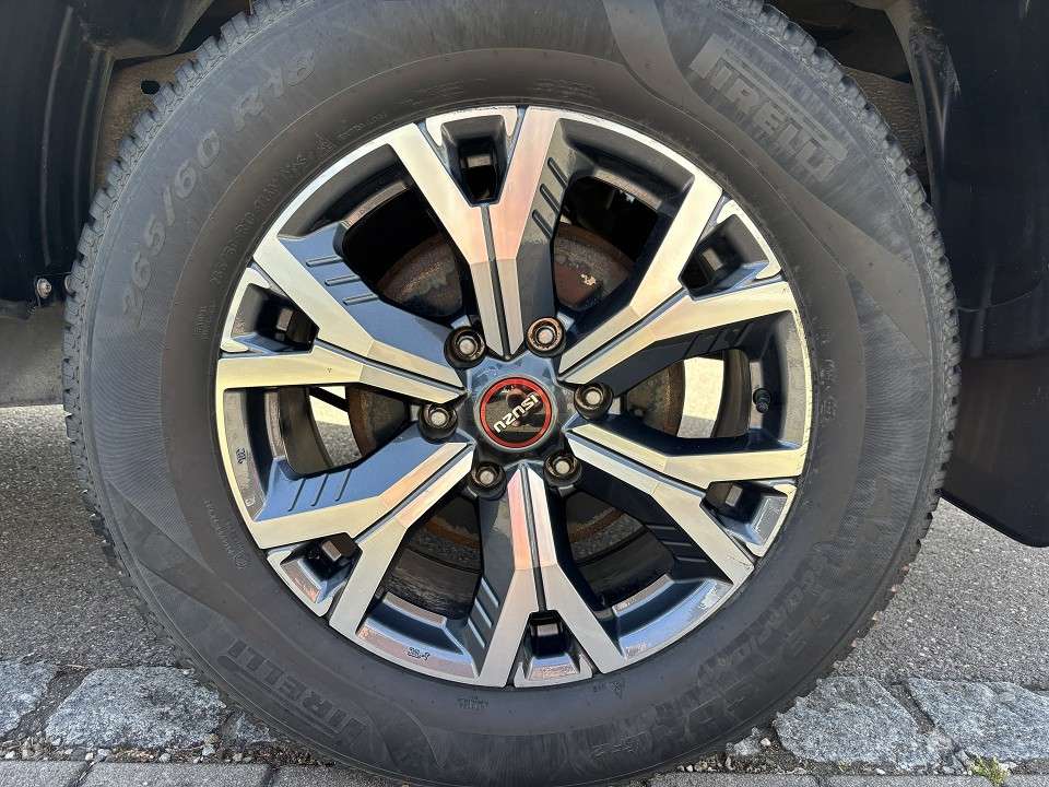 Isuzu D-Max - Imagem 8
