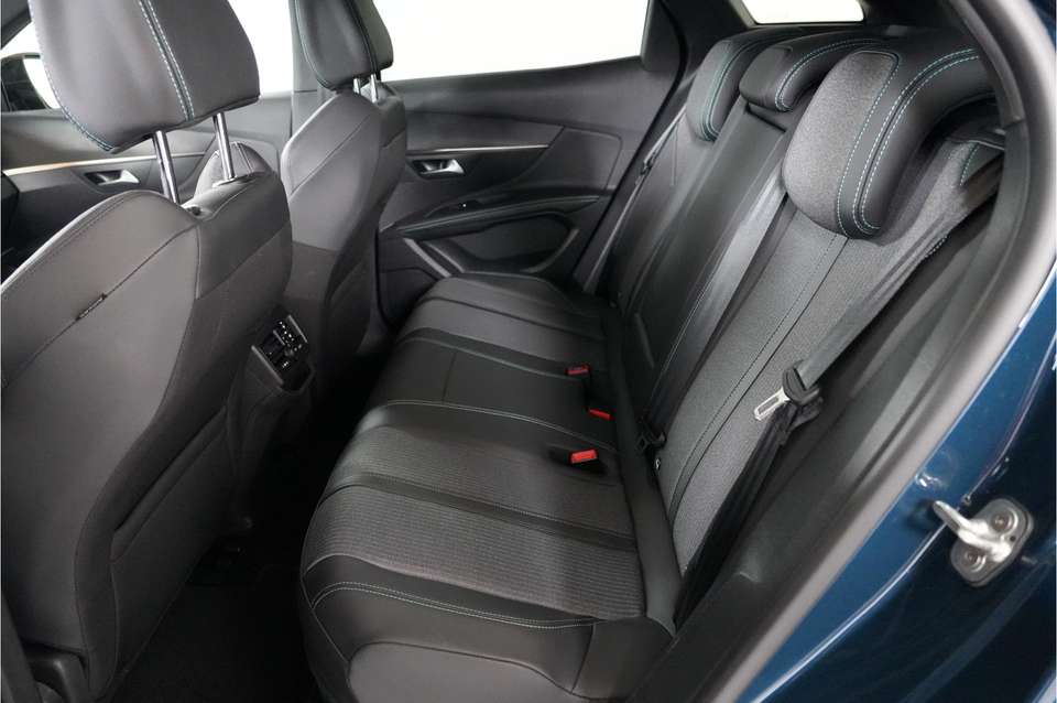Car picture 18