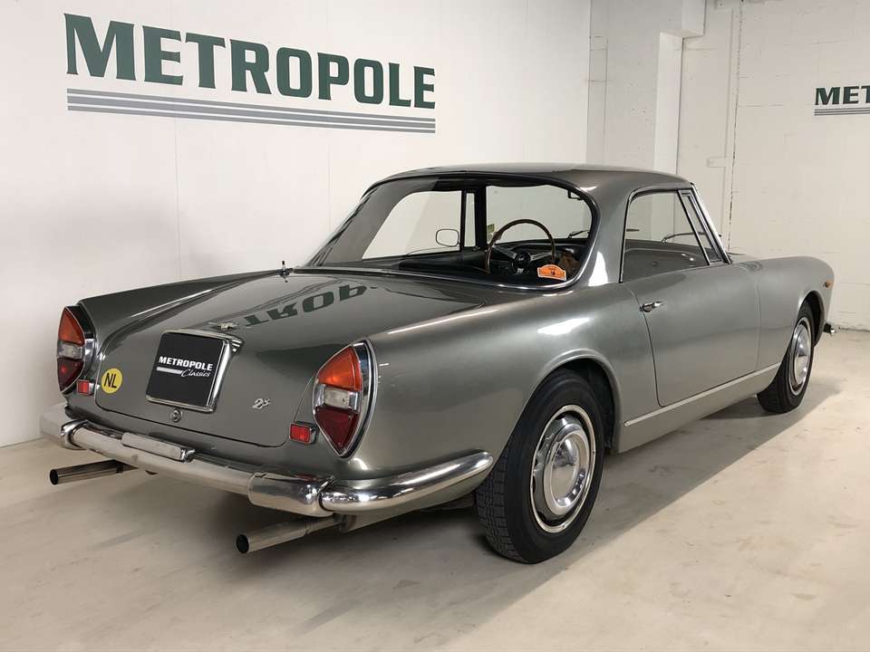 Lancia Flaminia - Imagem 9