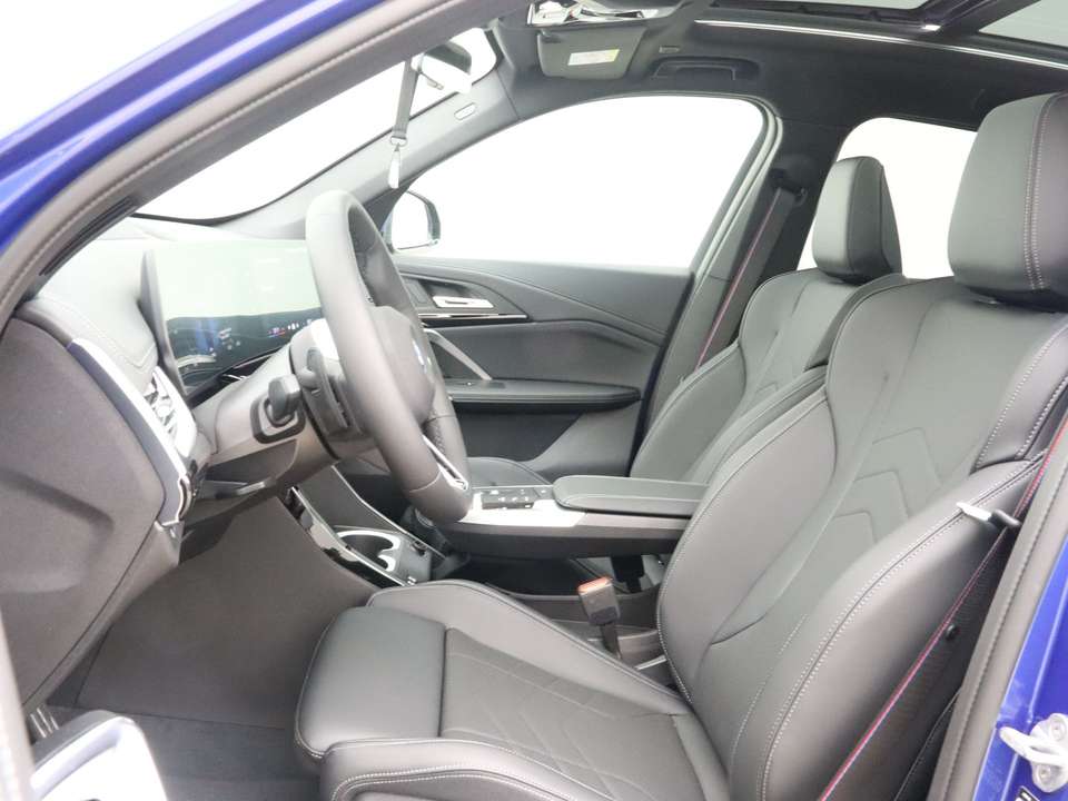 BMW iX1 - Imagem 5