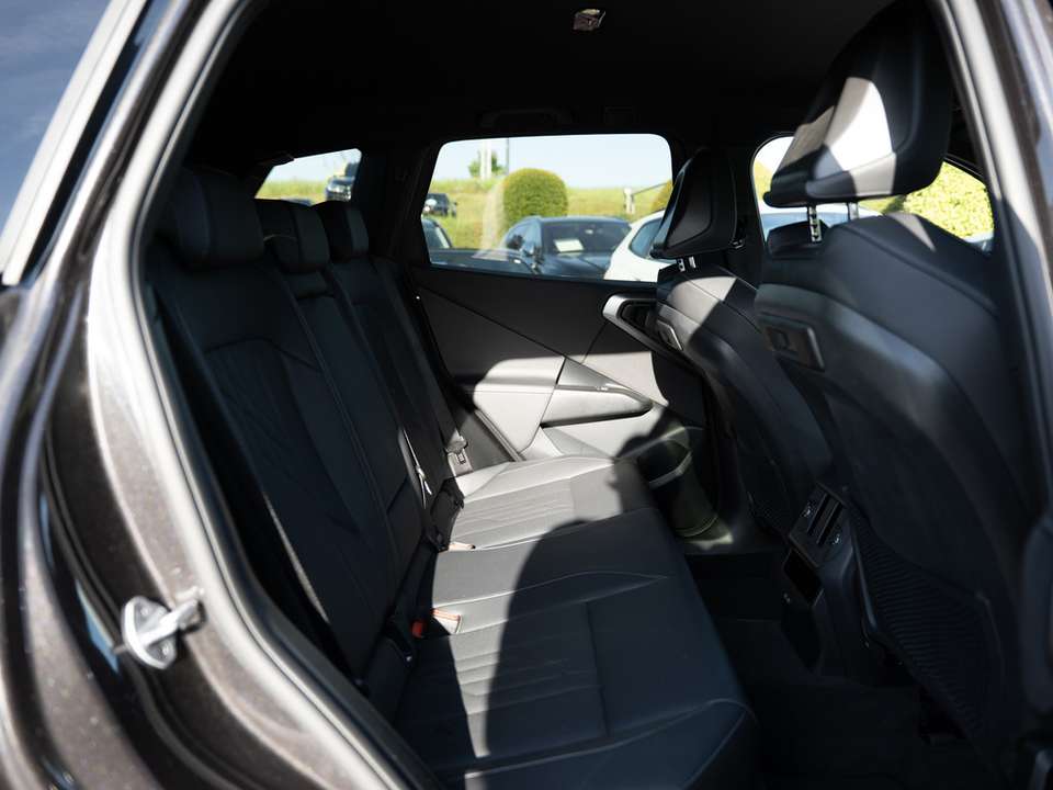 Car picture 9