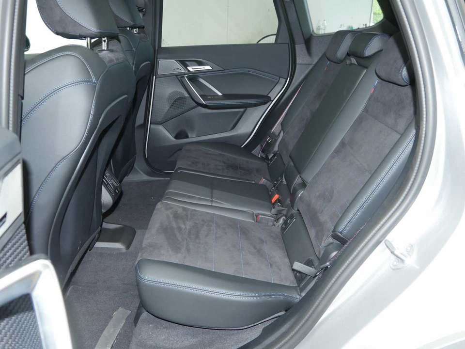 Car picture 11