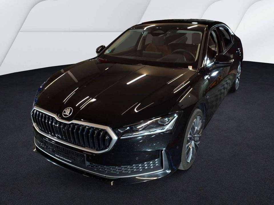 Skoda Superb 2025