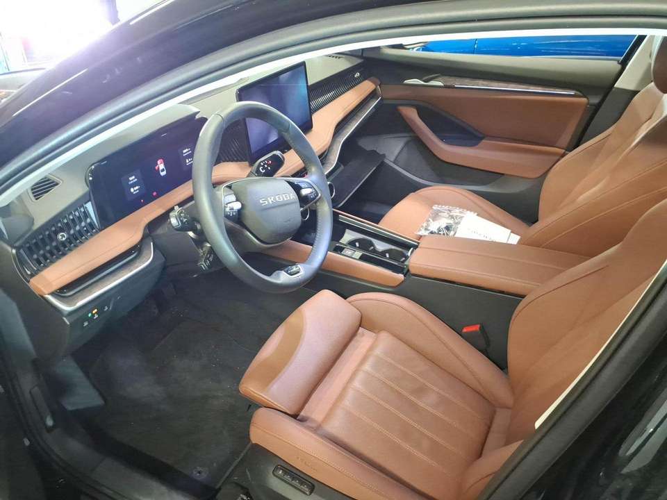 Car picture 4