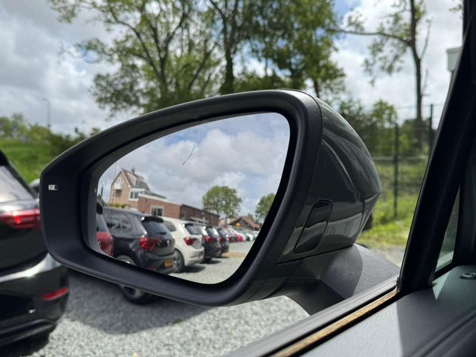 Car picture 16