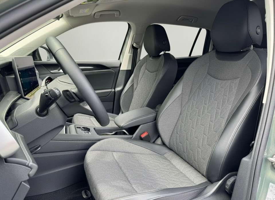 Car picture 18