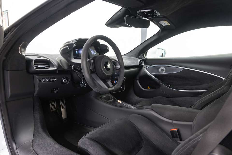 McLaren Artura - Imagem 2