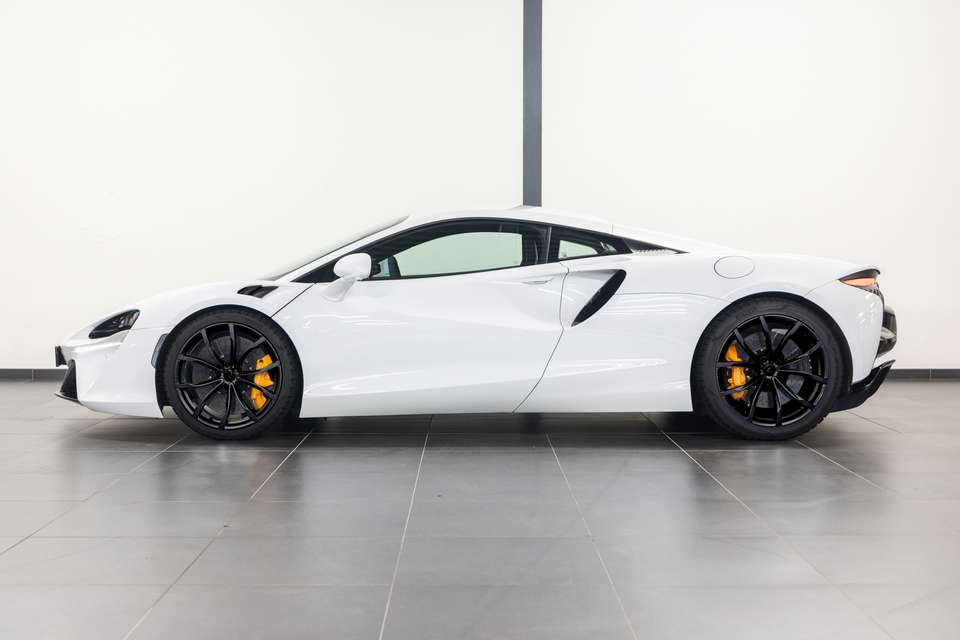 McLaren Artura - Imagem 3