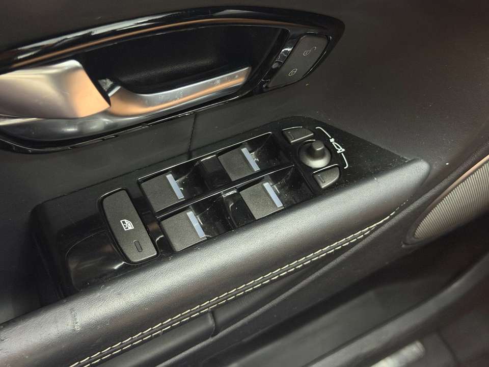 Car picture 16