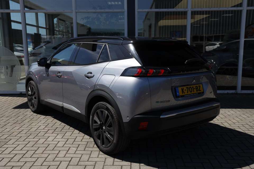 Car picture 18