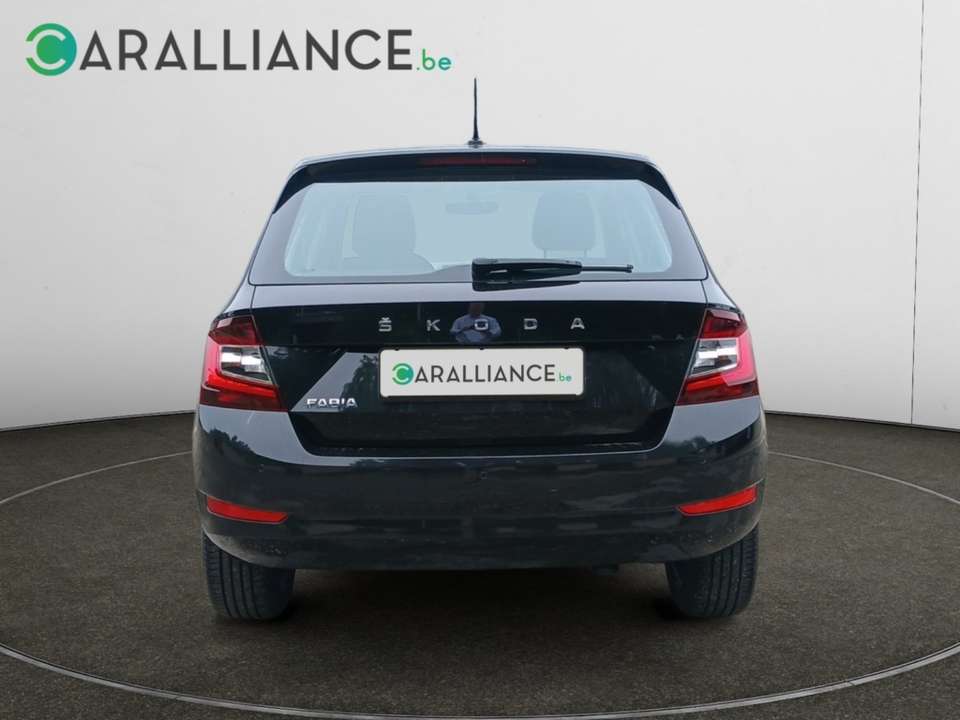Skoda Fabia - Imagem 7