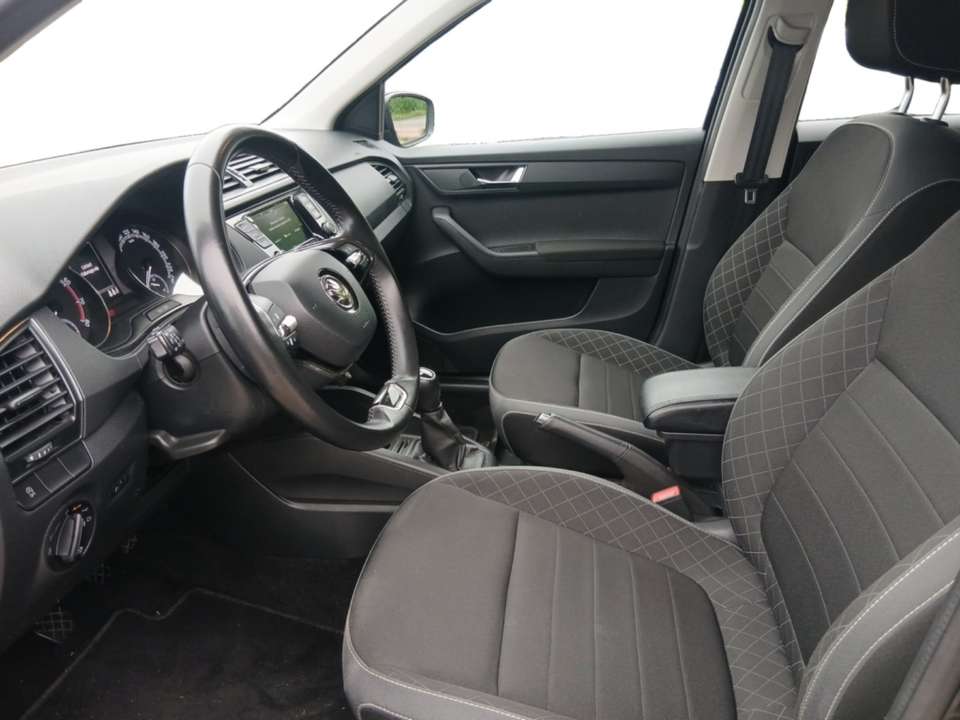 Skoda Fabia - Imagem 14