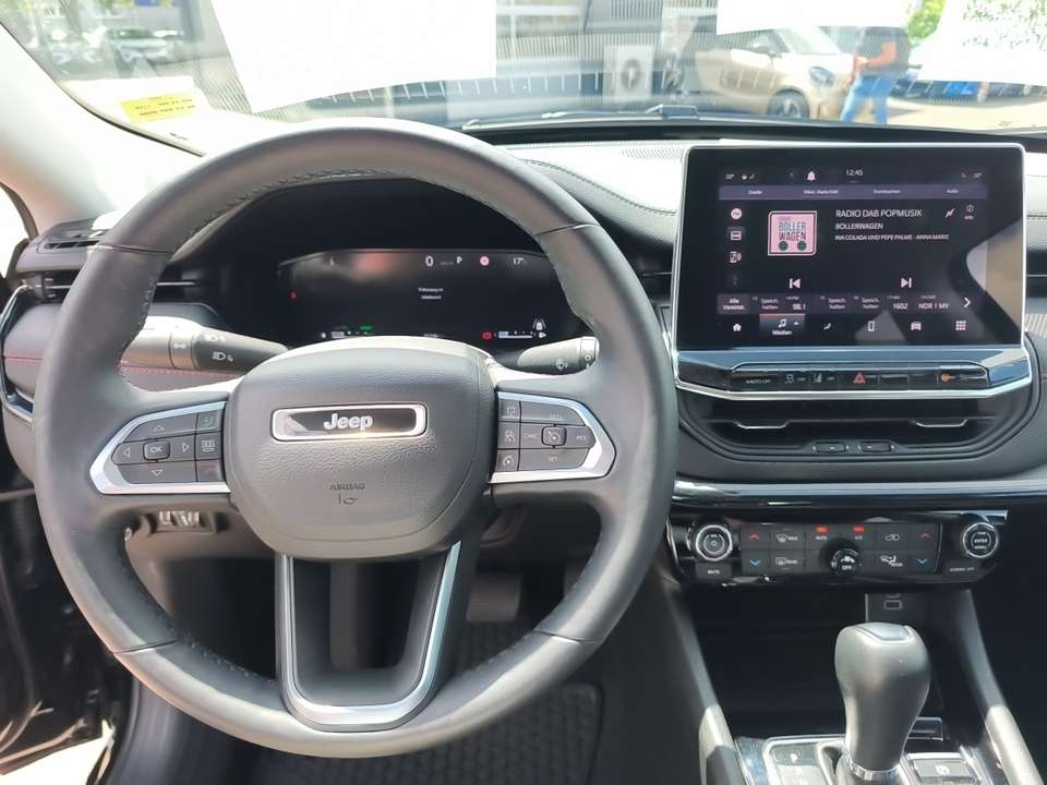 Car picture 9