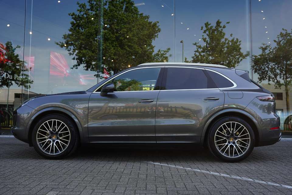 Porsche Cayenne - Imagem 2