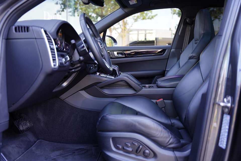 Porsche Cayenne - Imagem 5