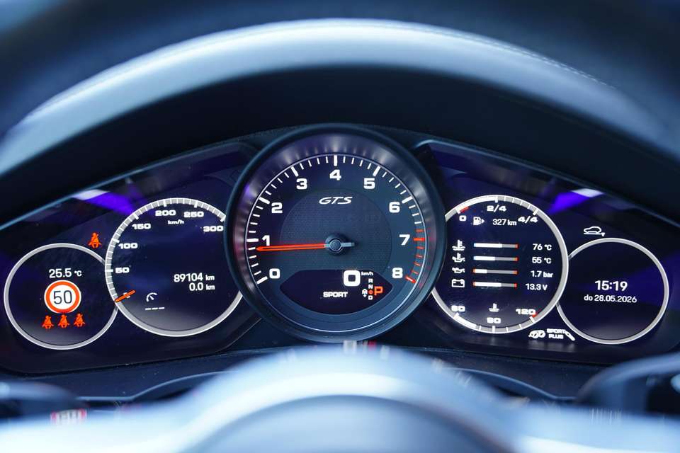 Porsche Cayenne - Imagem 9