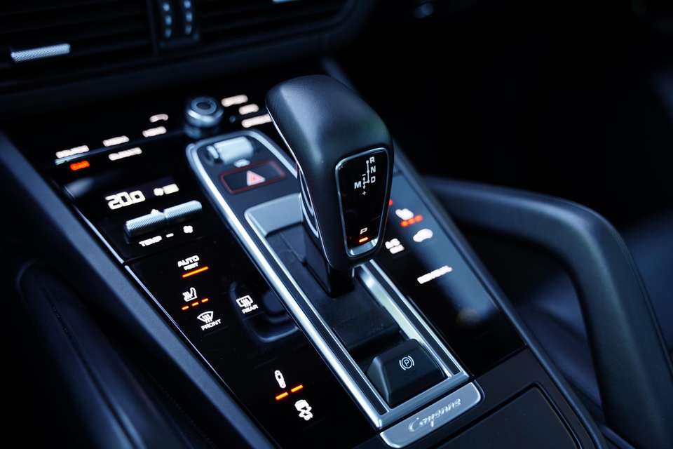 Porsche Cayenne - Imagem 18