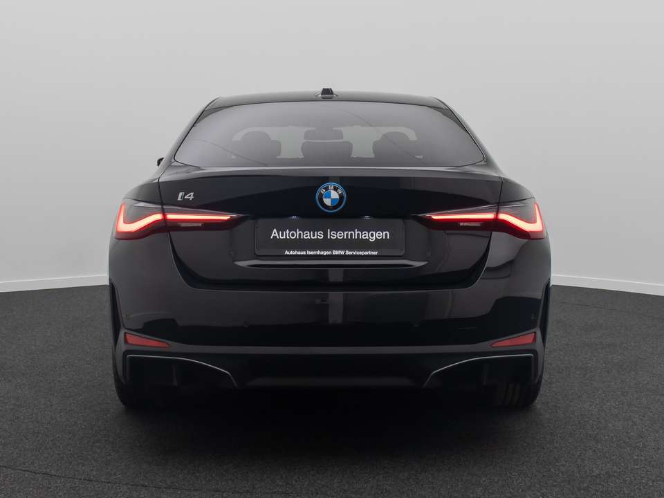 BMW i4 - Imagem 8