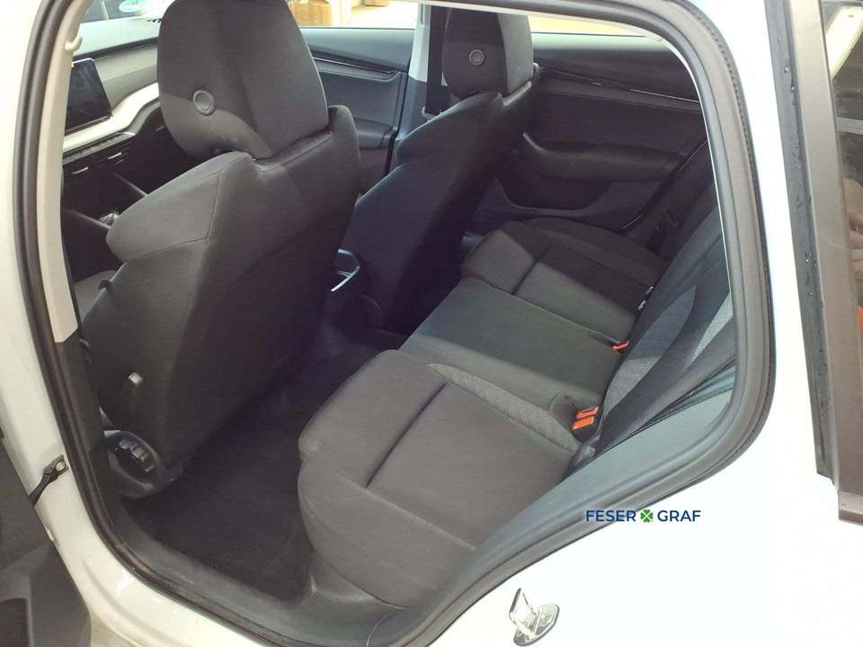 Car picture 5