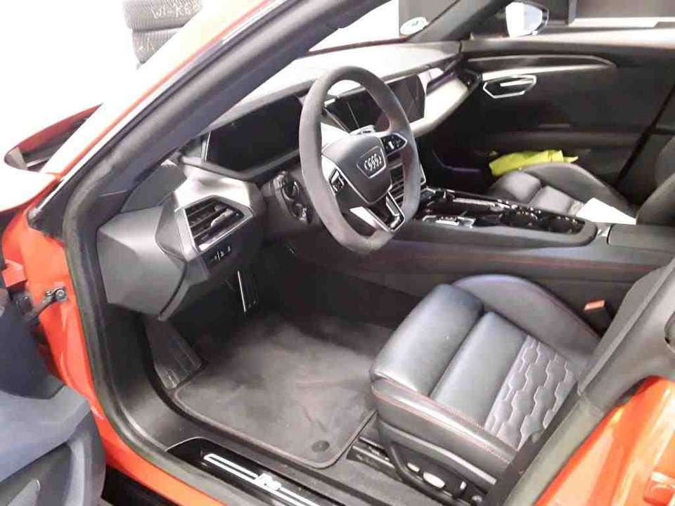 Audi RS e-tron GT - Imagem 2