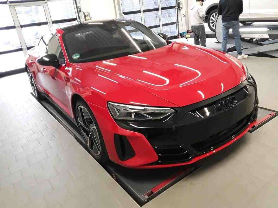 Audi RS e-tron GT - Imagem 8