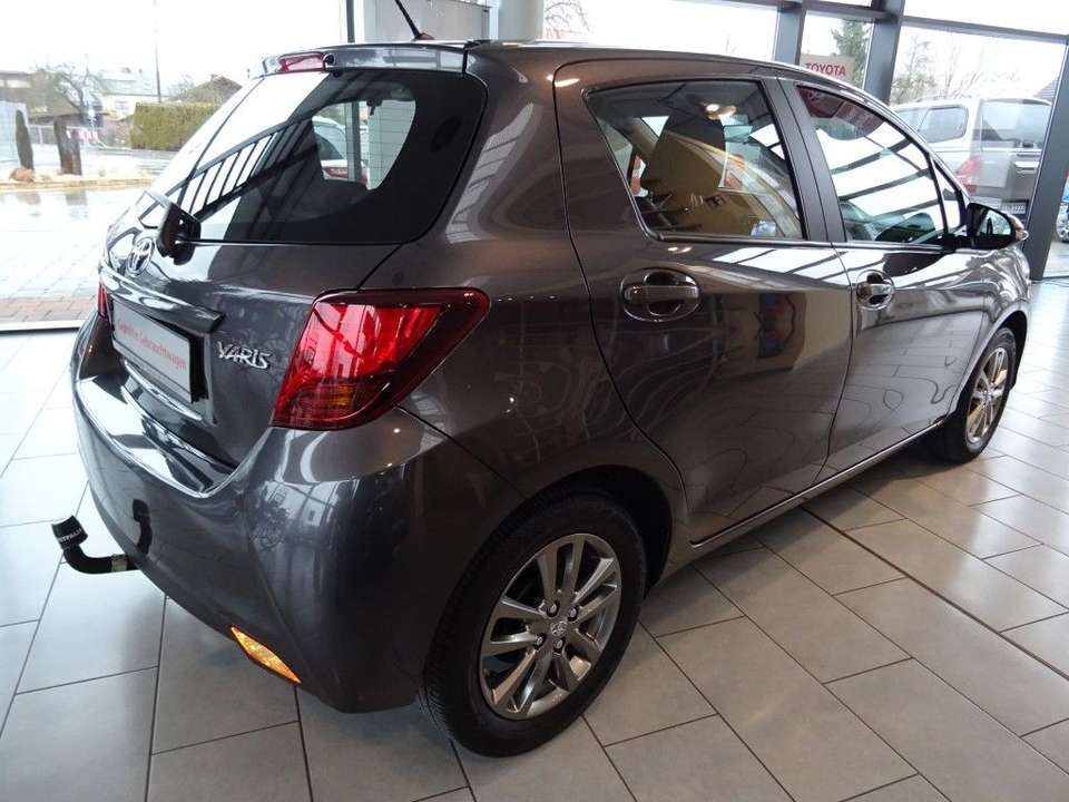 Toyota Yaris - Imagem 5