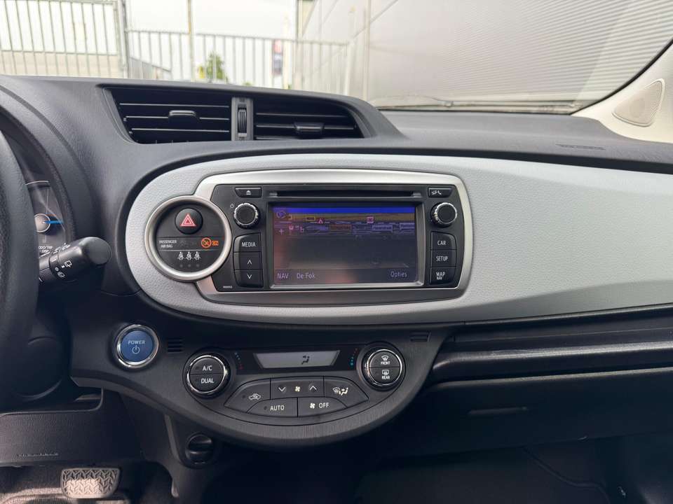 Toyota Yaris - Imagem 9