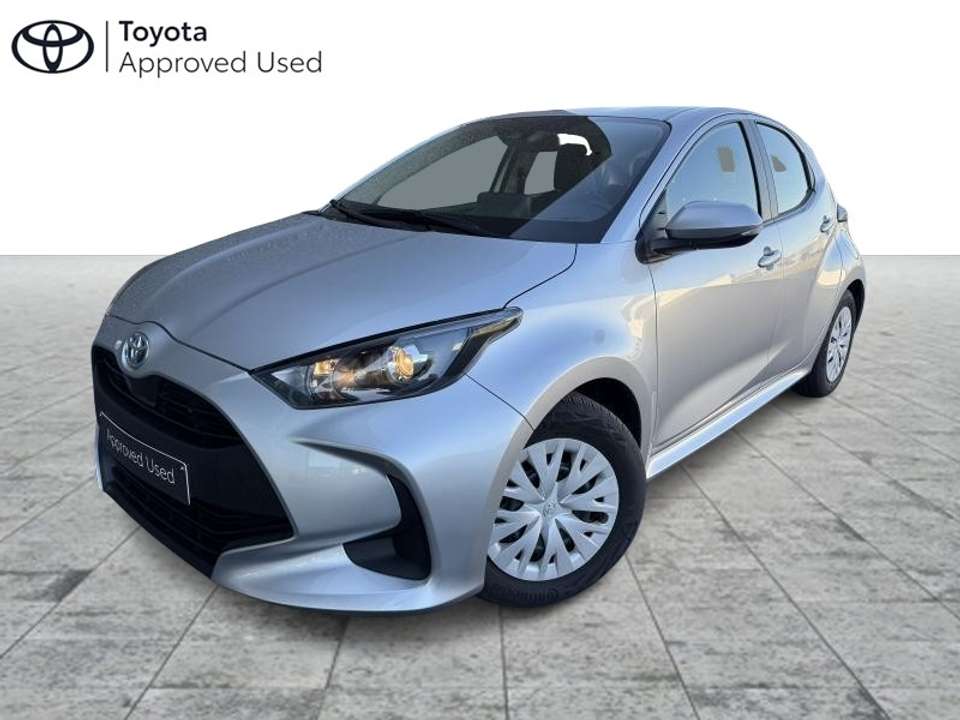 Toyota Yaris - Imagem 1