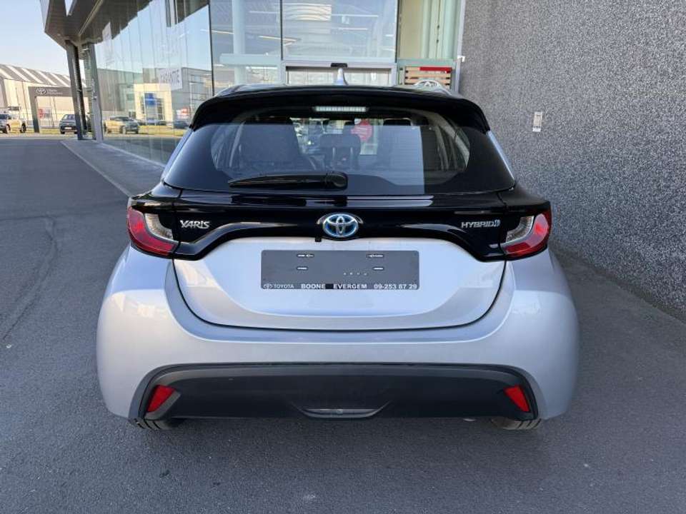 Toyota Yaris - Imagem 6