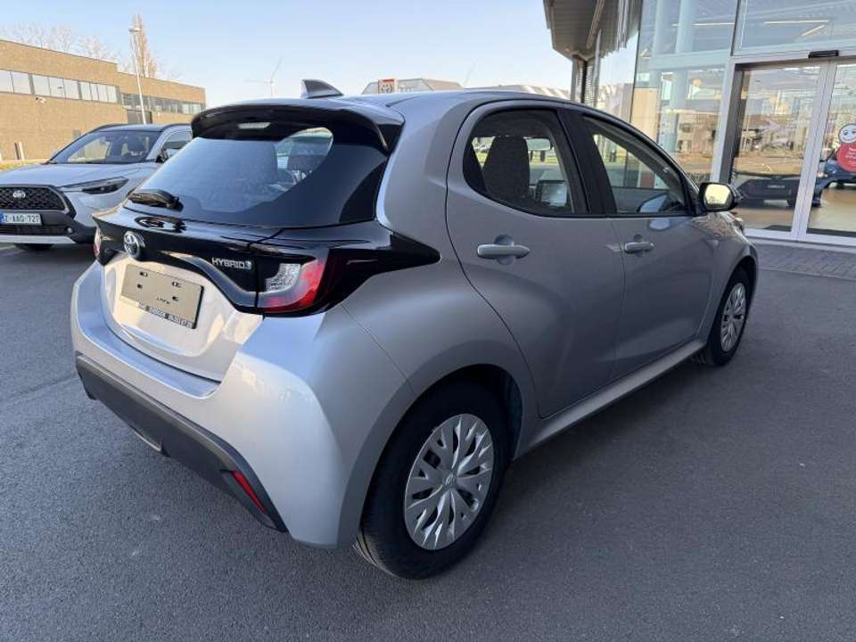 Toyota Yaris - Imagem 7