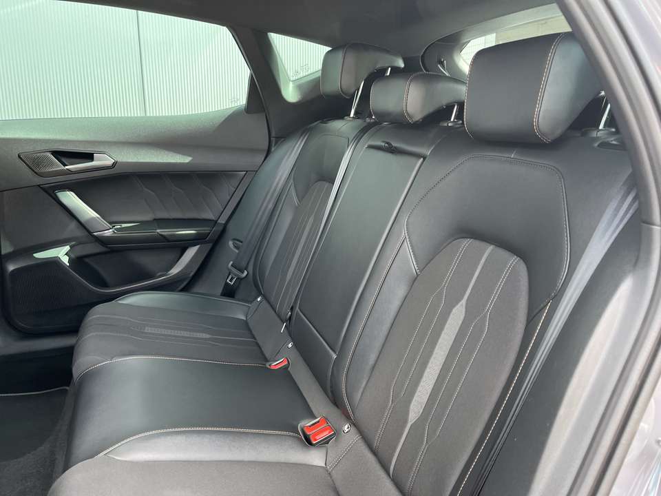 Car picture 9