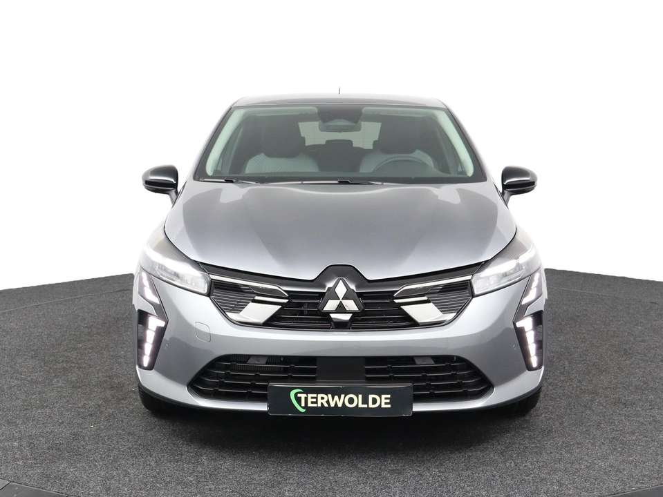 Mitsubishi Colt - Imagem 8