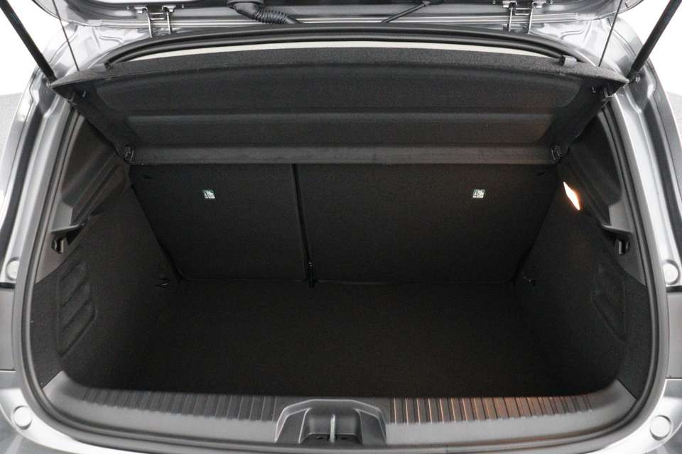 Mitsubishi Colt - Imagem 13
