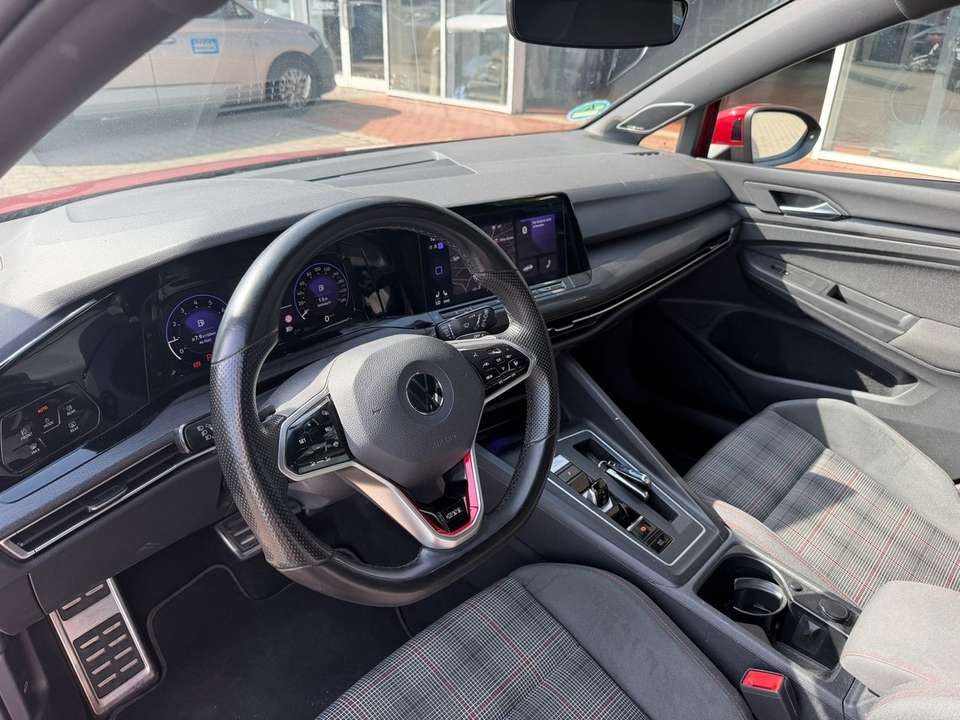 Volkswagen Golf GTI - Imagem 6