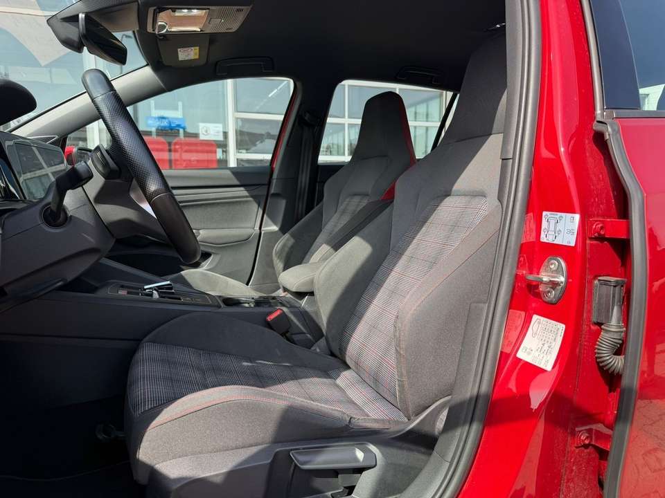 Volkswagen Golf GTI - Imagem 7