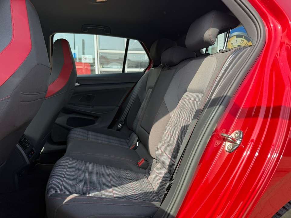 Volkswagen Golf GTI - Imagem 8