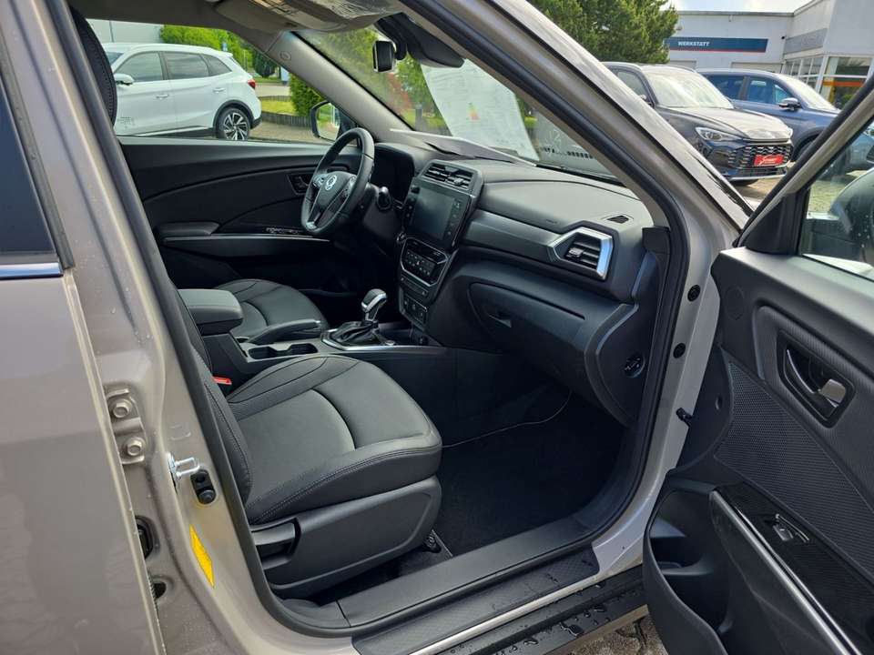 Car picture 9
